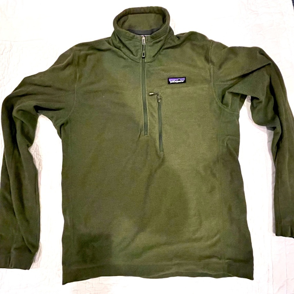 Patagonia Forest Green Base Layer 1/4 Zip
